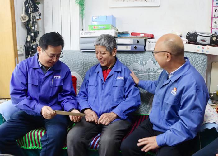 病号关怀，本质上是给工业企业留人心