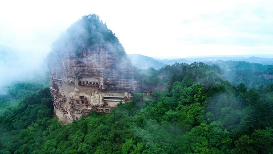 甘肃麦积山石窟:崖壁上的千年佛国-南漳旅游