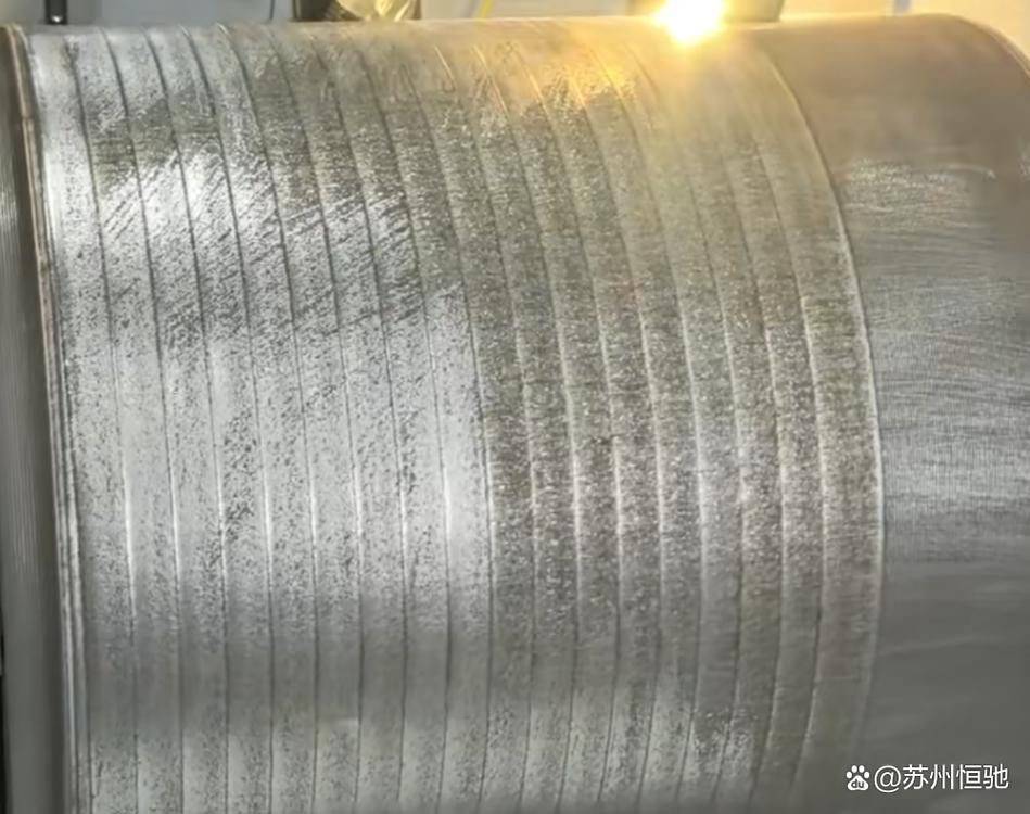 激光熔覆修复矿山辊套新旧成品对比图