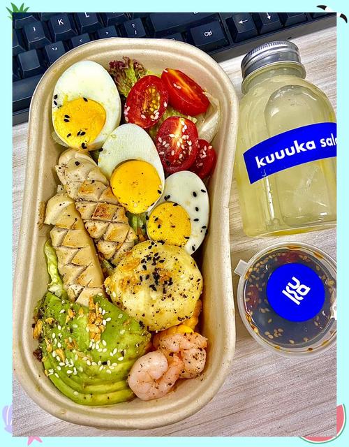 外卖分盒装酱料的健康餐实拍