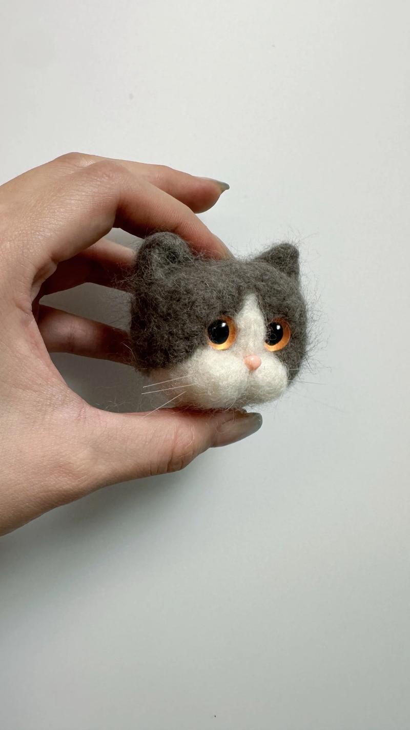 羊毛毡作品细节处理前后对比
