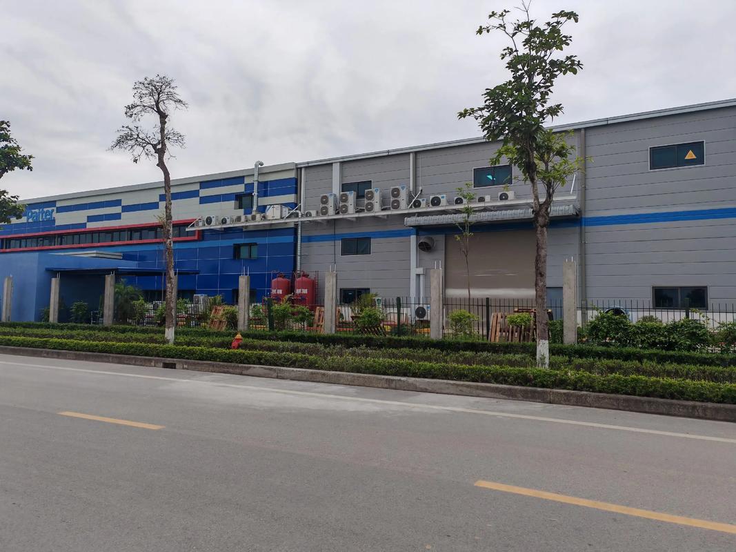 越南工业区新建厂房外景