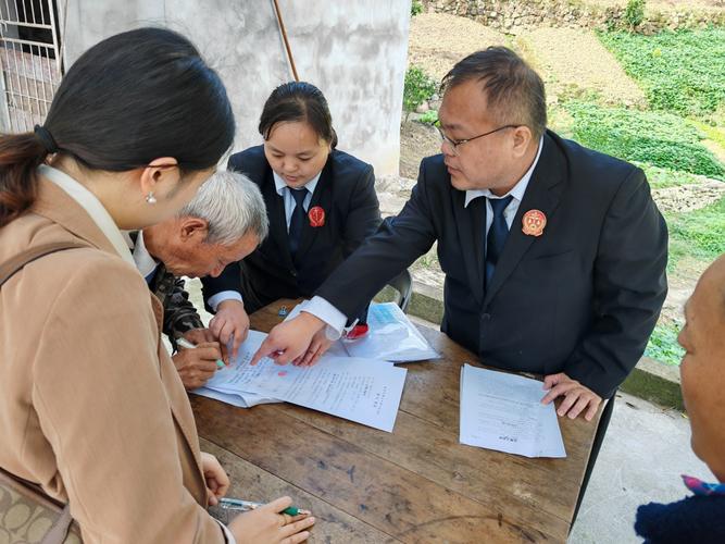 人民调解协议书签字现场实拍