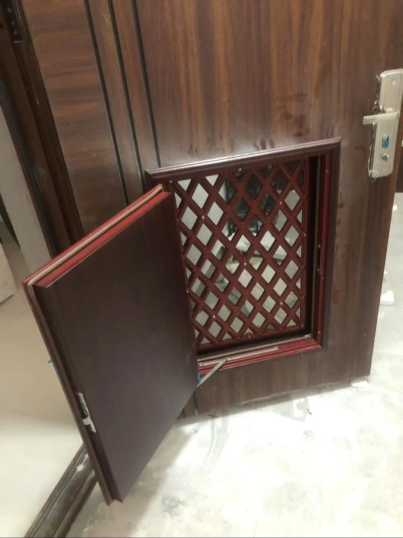 问:那种带小门的通风门中门,实用吗?