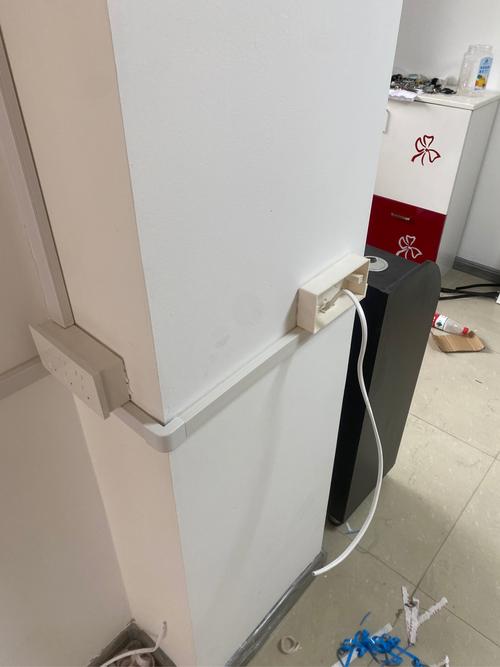 业主边逛家居城边记插座需求实拍