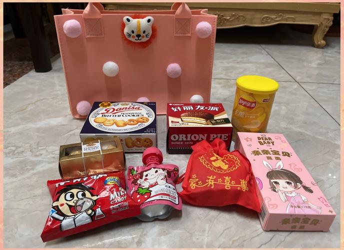 分月龄成功庆祝包内容物实物展示图