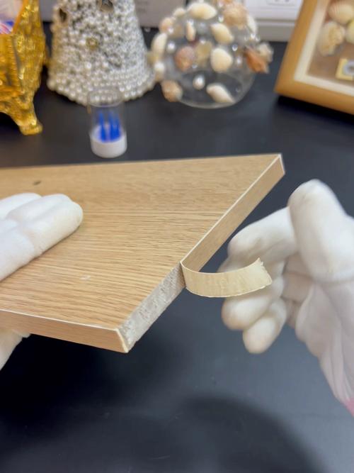 定制柜体手工封边溢胶翘边实拍
