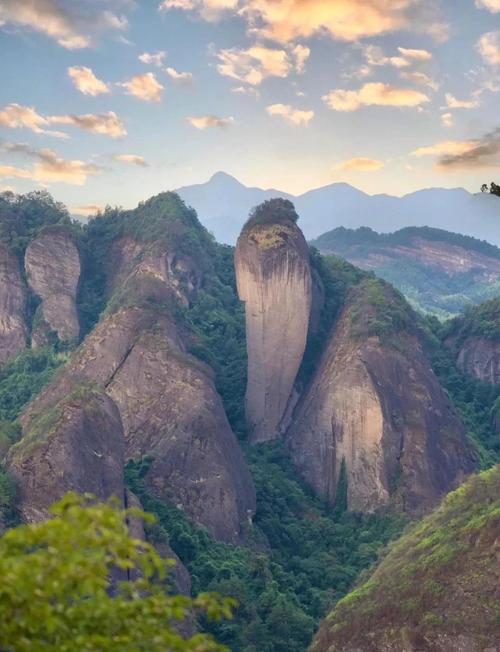 湖南邵阳崀山丹霞峰林远景