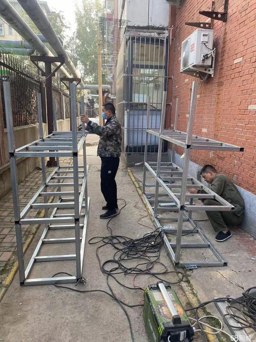 失重秤料斗焊接工装架实拍
