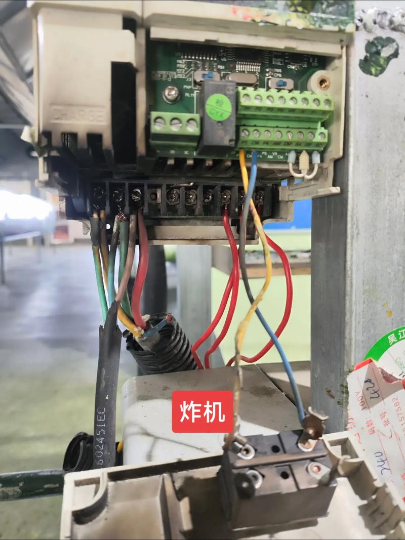 一、那个烧了三台变频器的倒霉蛋