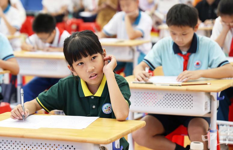 中小学语文课堂写作训练学生答题现场