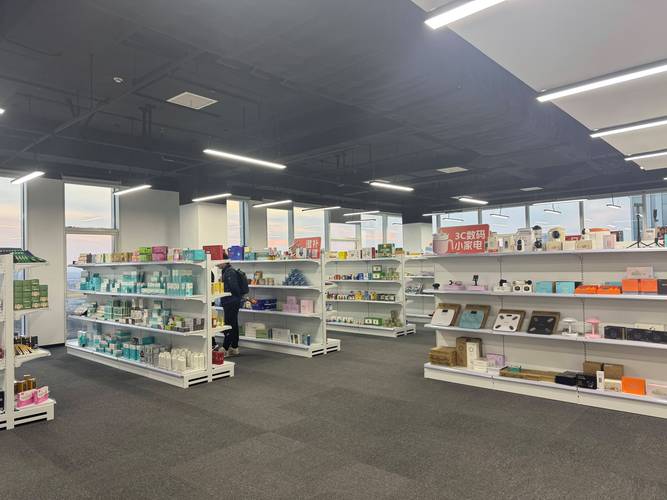 直播带货选品展示台场景图