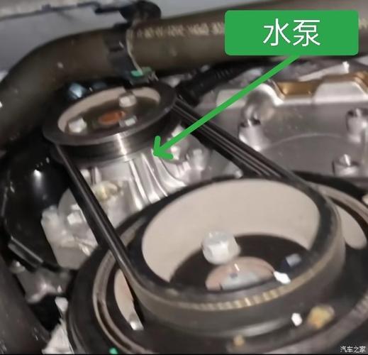 汽车发动机水泵位置振动检测实操图