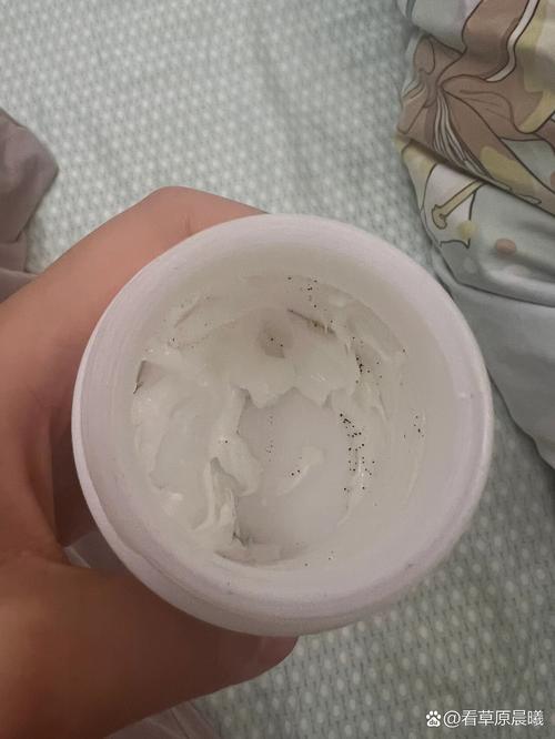 变质长霉过期护肤品实拍