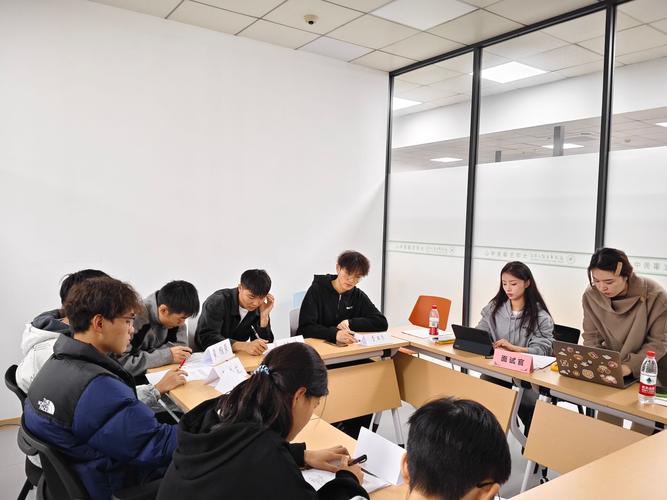 互联网公司研发岗校招面试现场实拍