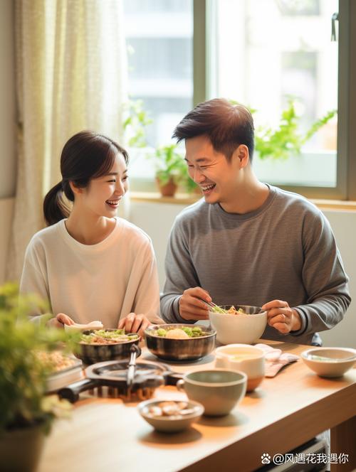 婚后夫妻日常生活甜蜜瞬间互相准备早餐