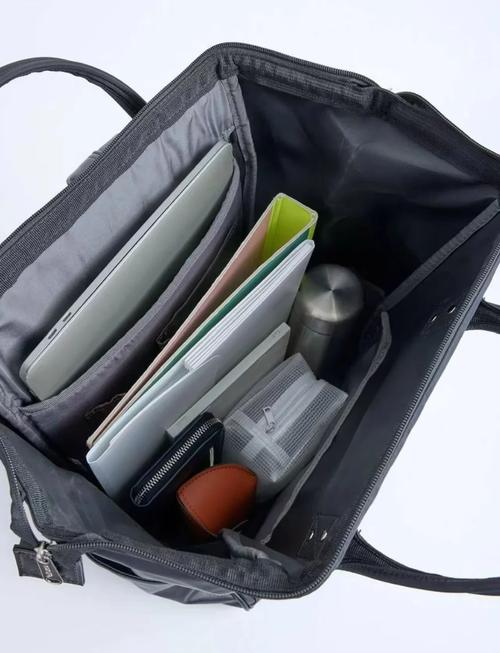 日常背包分层随身物品分类收纳实拍