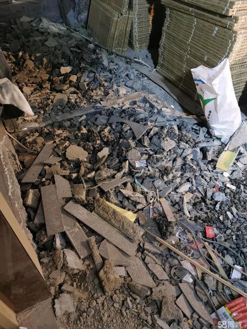 庭院园林建材返碱翻车实景图