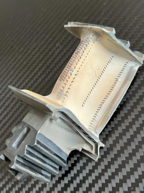 航空发动机涡轮叶片高性能合金金相显微图