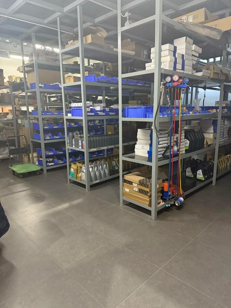 工厂备件仓库紧急维修备件整理