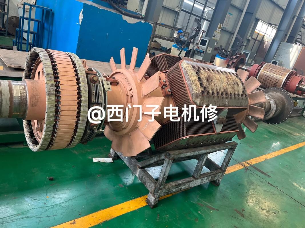 车间大型电机冷却系统拆机现场