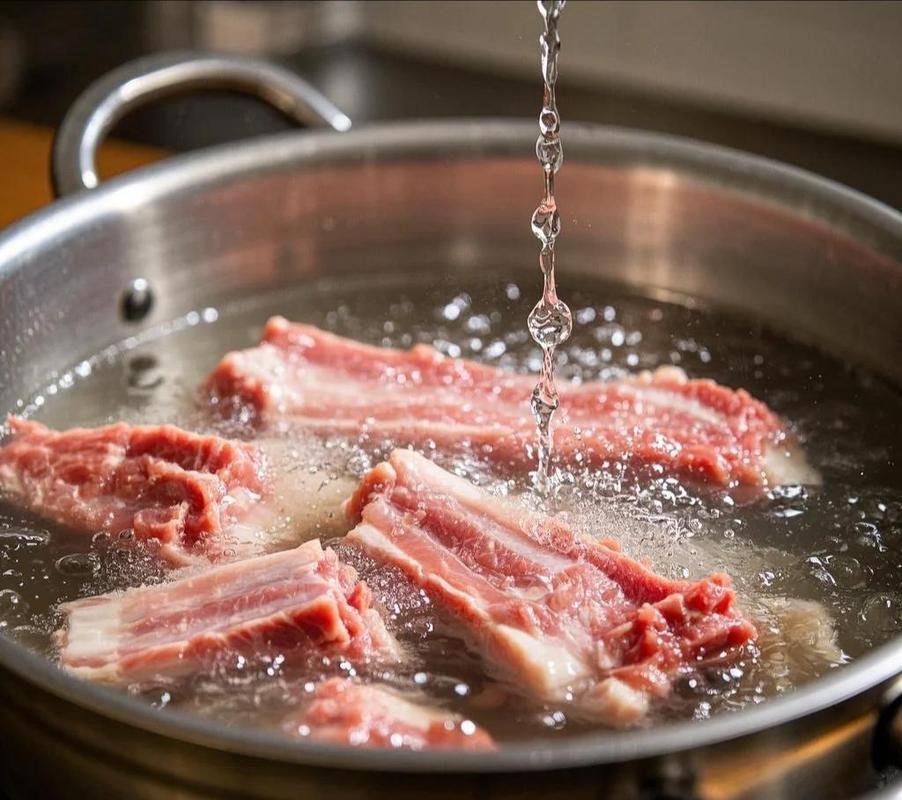五花肉冷水焯水去腥