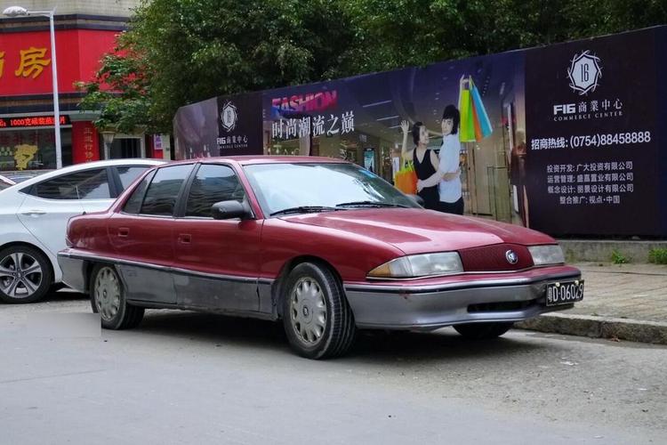 那些年,业主在烫金上翻的车