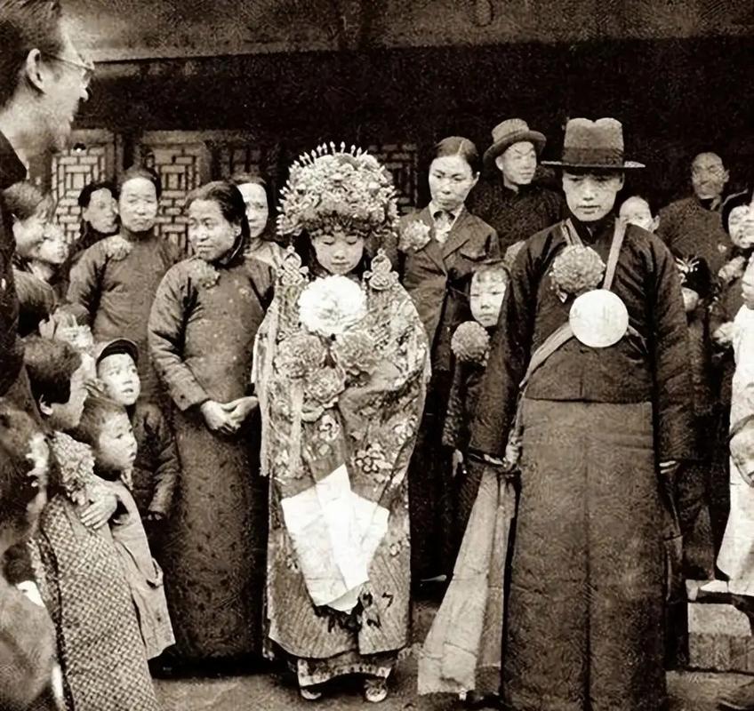 民国农村结婚拜堂仪式老照片