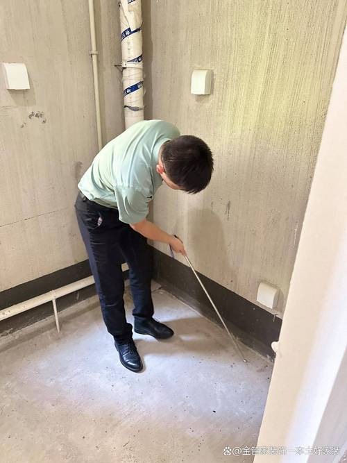 家装毛坯房验房工具实拍图