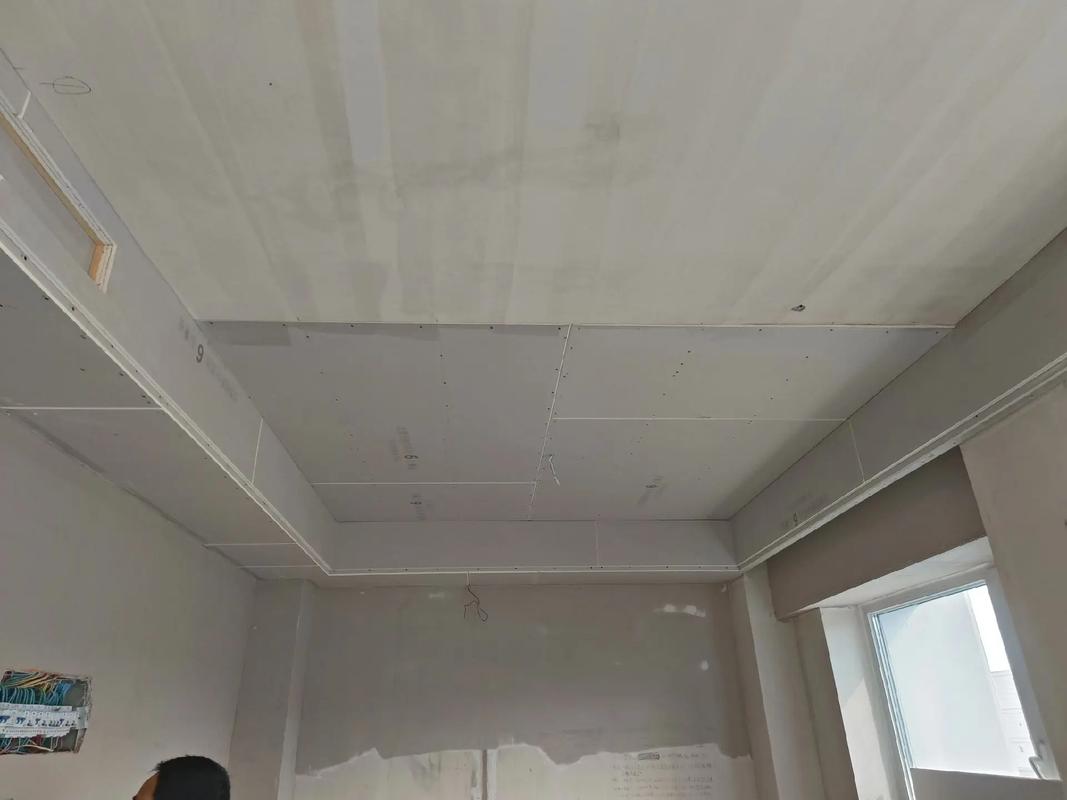 叠级吊顶验收与适配常见问题