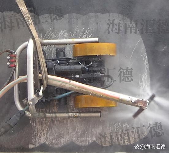 高压水射流冲击不同污垢对比示意图