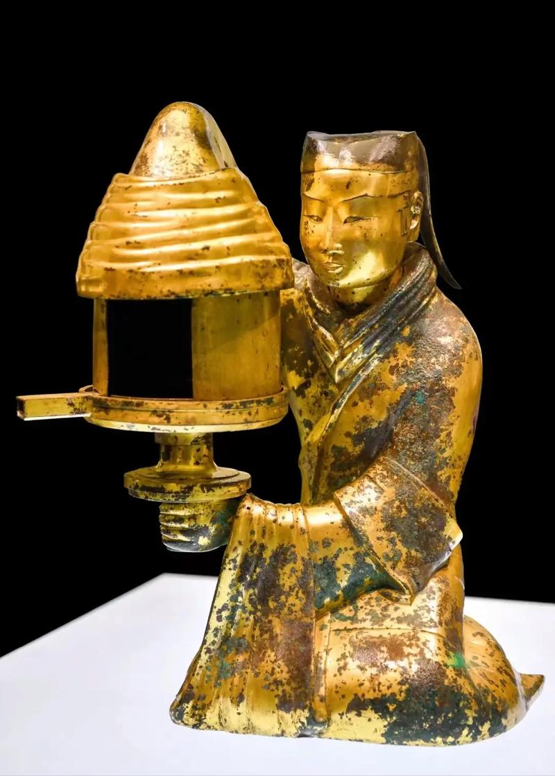 油灯:在电灯泡出现之前,人类是怎么熬过漫漫长夜的?-因为所以