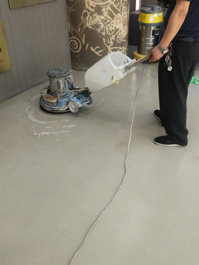艺术水泥地面打蜡保养过程