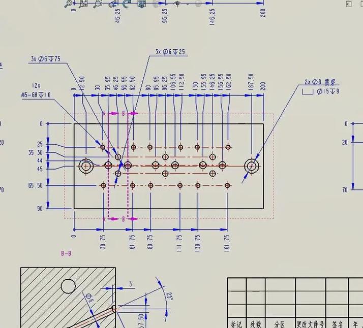 液压阀集成块安装空间干涉检查示意图
