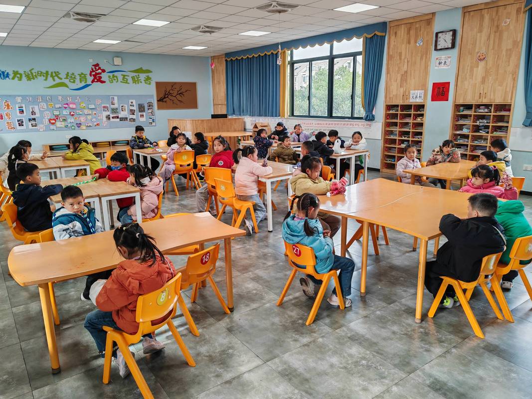 公办学校小班化教学教室环境