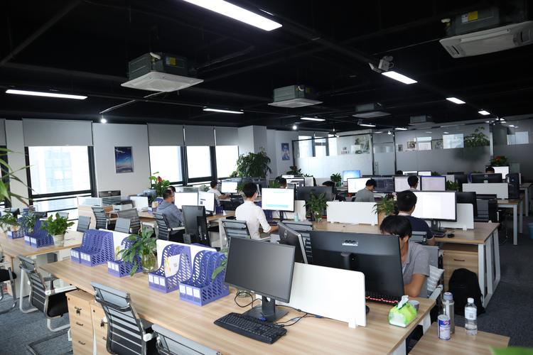 互联网信源分层整理办公场景