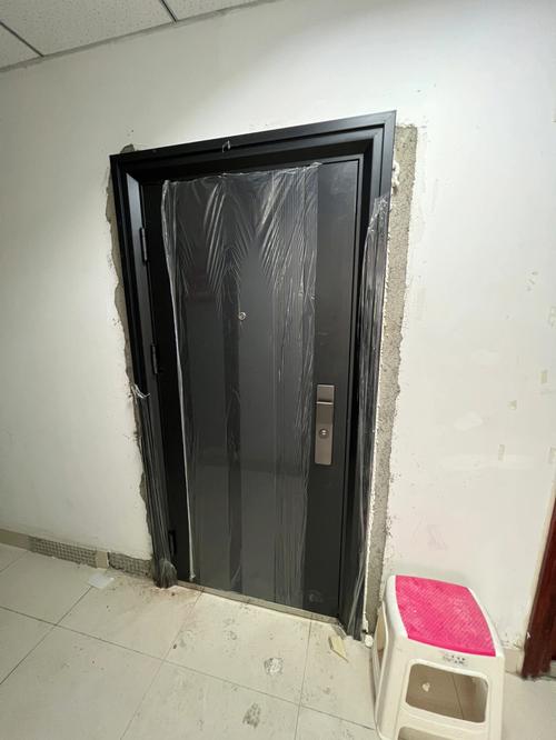 家用甲级防盗门入户安装实物图