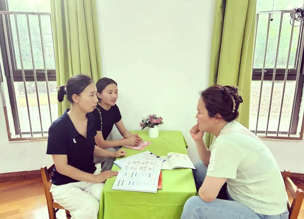 二胎调和师：别再逼老大让着老二了，这个新职业专治二胎家庭内耗-超级宝贝