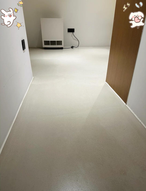 白水泥自流平完工后无滤镜实拍