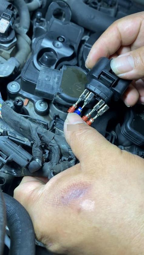 车主怠速拔点火线圈插头自检实拍