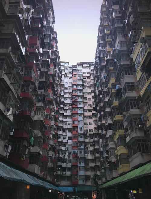香港怪兽大厦真实环境与网红照差异