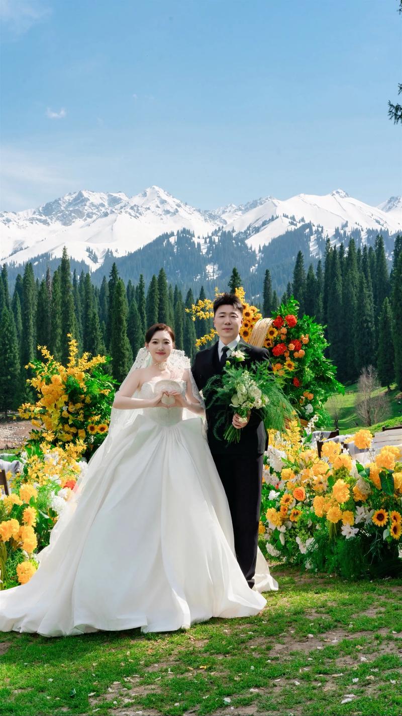 私奔婚礼:我们连夜开车,去了那座山顶教堂-婚庆网