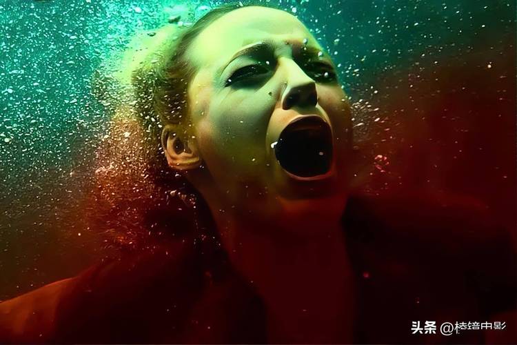 血海下的暗流：谁会死在沙滩上？