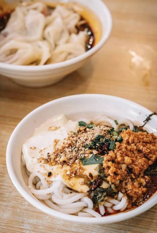 篆新菜市场豆花米线