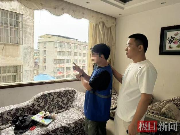 房东持钥匙擅自进入出租屋拍摄现场