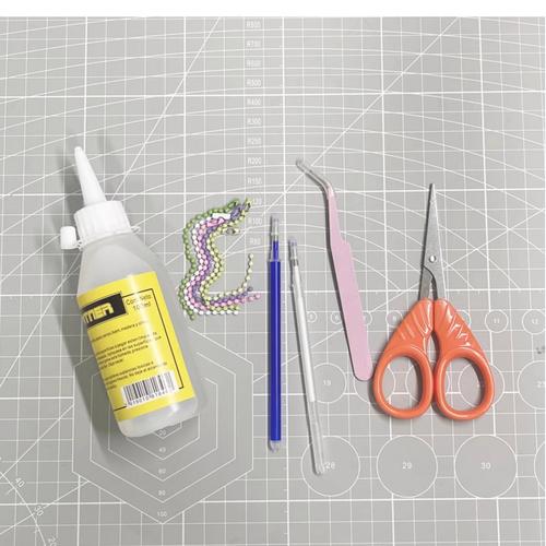 手工DIY基础工具照片 剪刀 针线 白胶