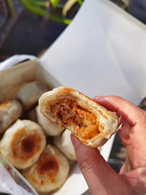 6. 鲜肉月饼:热量炸弹的精准打击