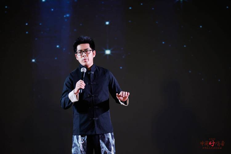 口哨音乐家表演现场