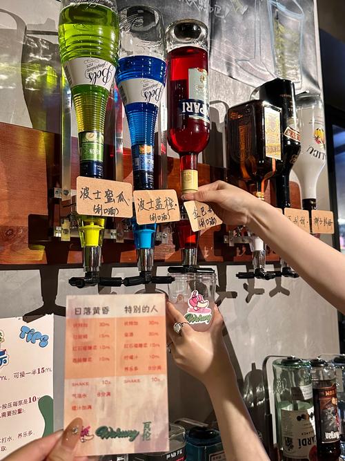 婚礼创意无酒精饮品自助调配台