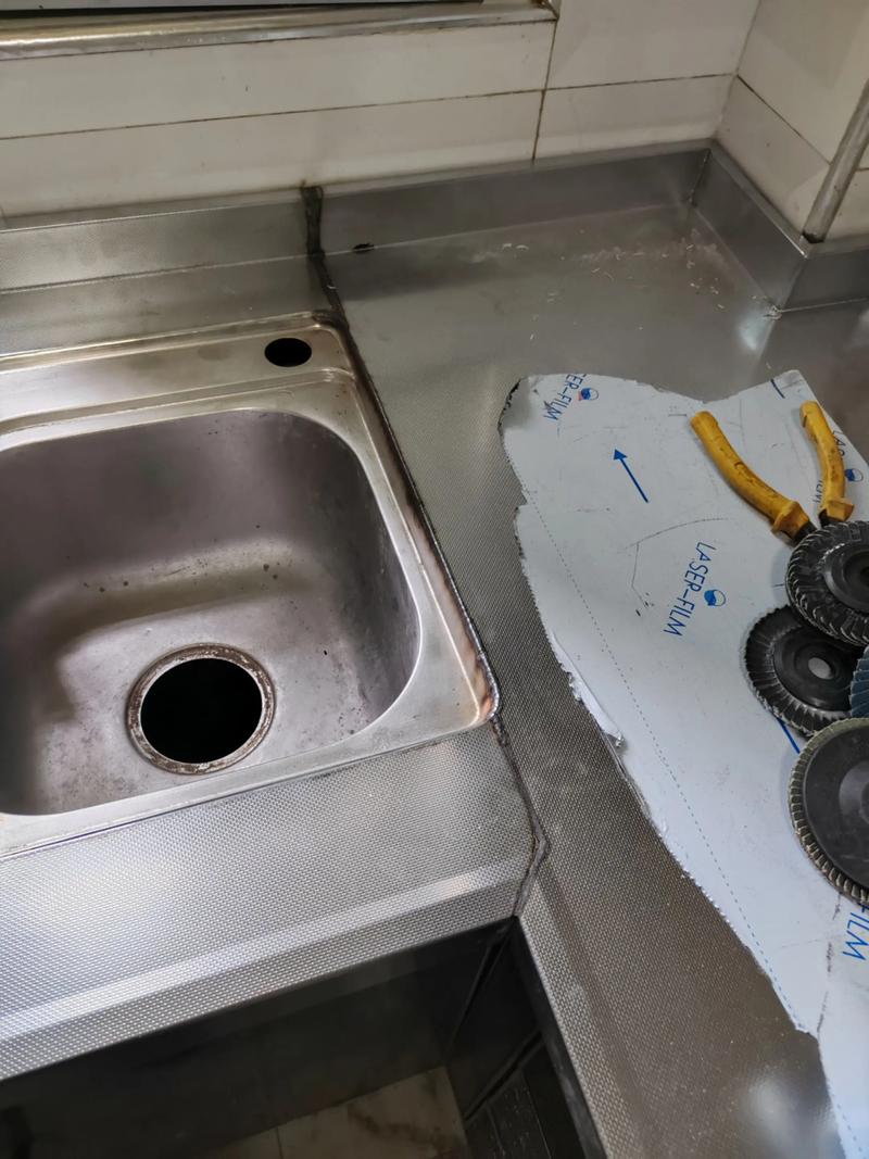 不锈钢台面一体挡水条R角细节